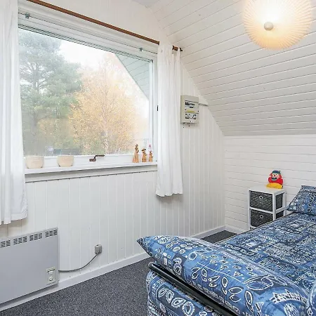 Four Bedroom Holiday In Ebeltoft 16 Rødby