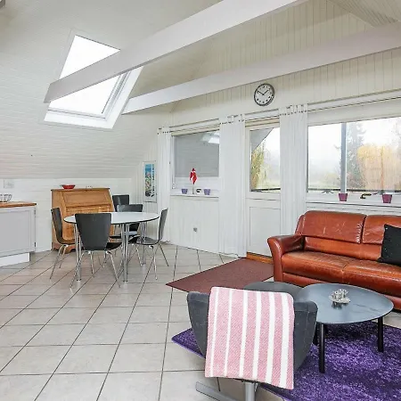 בית נופש Four Bedroom Holiday In Ebeltoft 16 *