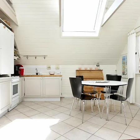 Four Bedroom Holiday In Ebeltoft 16