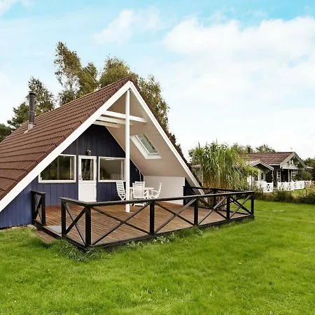 Four Bedroom Holiday In Ebeltoft 16 Rødby