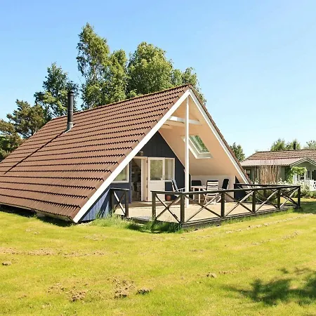 Four Bedroom Holiday In Ebeltoft 16