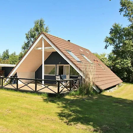 Four Bedroom Holiday In Ebeltoft 16 Rødby
