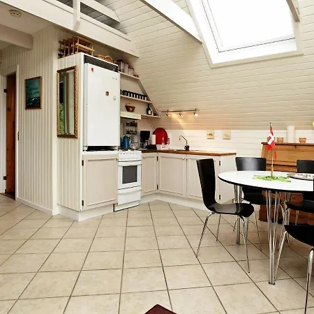 Four Bedroom Holiday In Ebeltoft 16 בית נופש Rødby