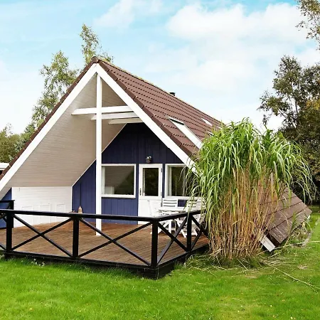 Four Bedroom Holiday In Ebeltoft 16 בית נופש