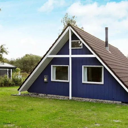 Four Bedroom Holiday In Ebeltoft 16 Rødby